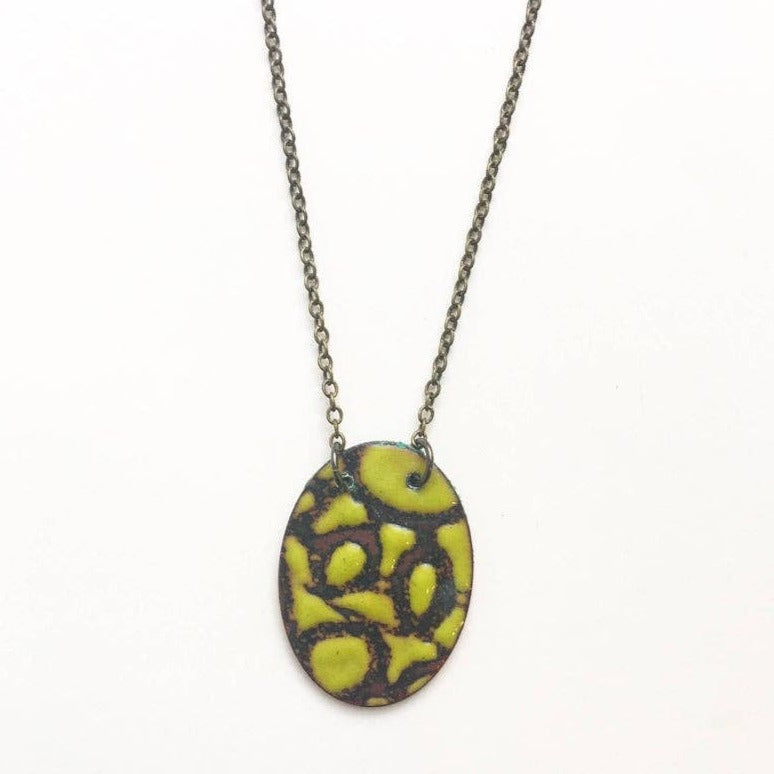 Coral Reversible Oval | Necklace