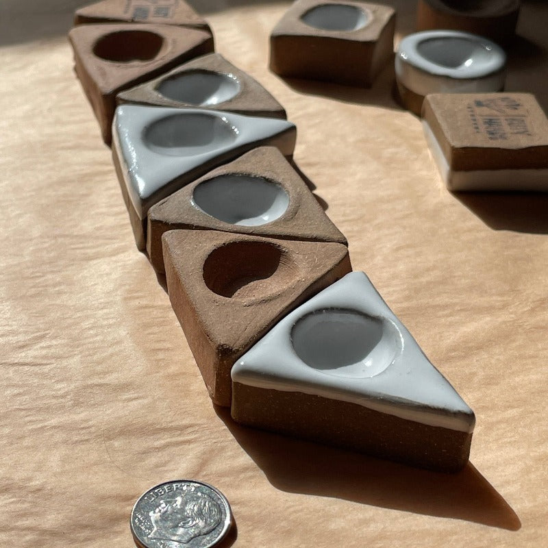 Triangle Mixing Dishes